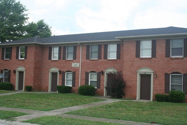 307 MADISON HILLS BLVD